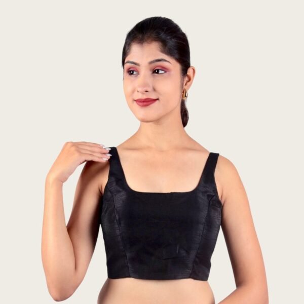 Black Sleeveless Padded Saree Blouse - Image 4